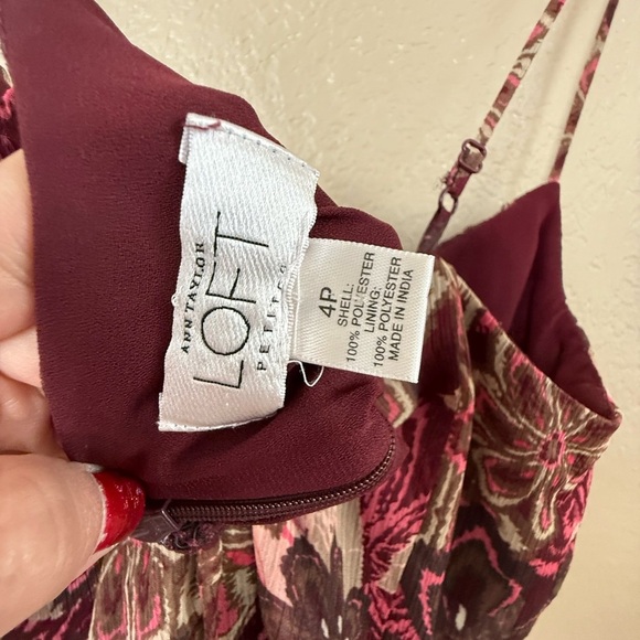 Ann Taylor loft dress Size 4 Petite - Picture 3 of 3